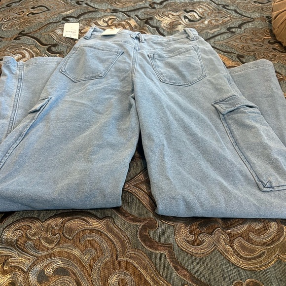 COPY - Good American Cargo Pants size 8 NEW - Picture 2 of 7